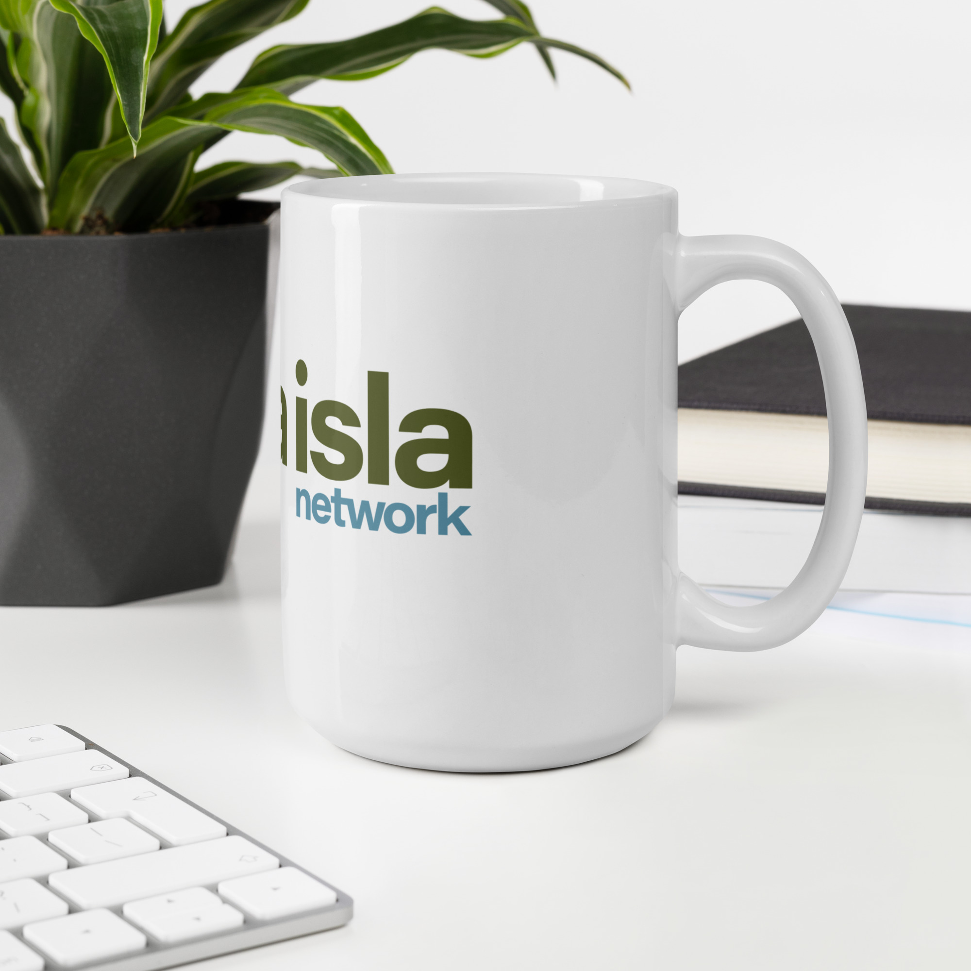 La Isla Network Logo Mug - Image 19